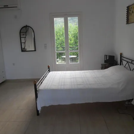 Afales - Kolieri Apartment Exogi